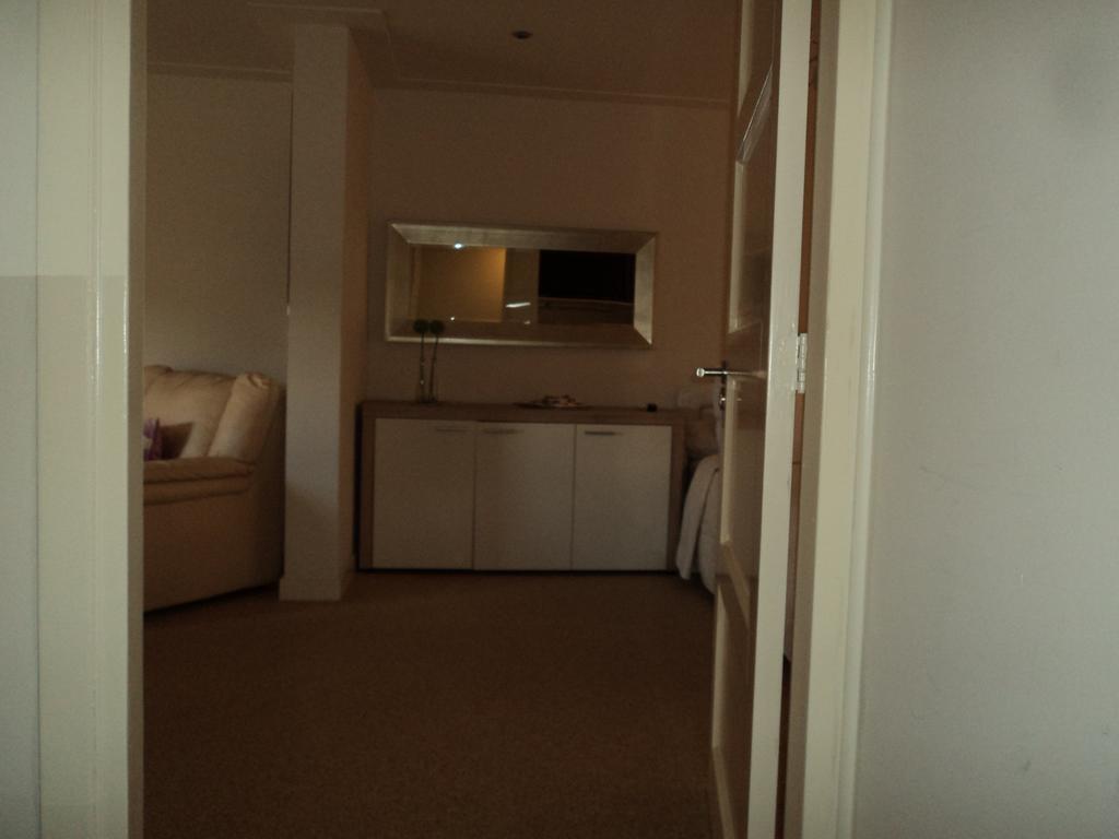 B&B Bosscheweg Tilburg Ruang foto